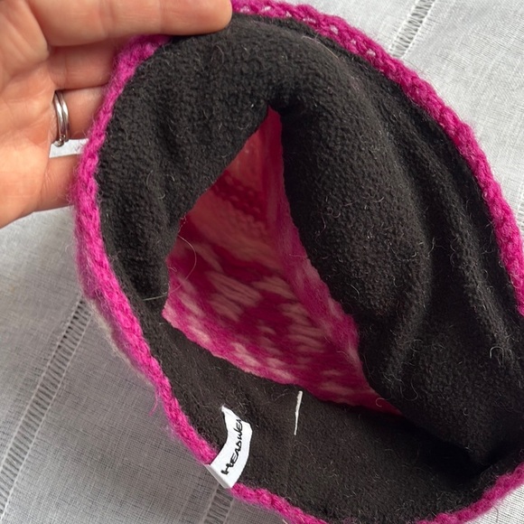 FUR Brand Pink and Cream Nordic Pattern Beanie - Picture 6 of 7